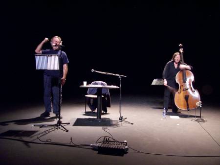 TNBA. Julien Blaine et Joëlle Léandre